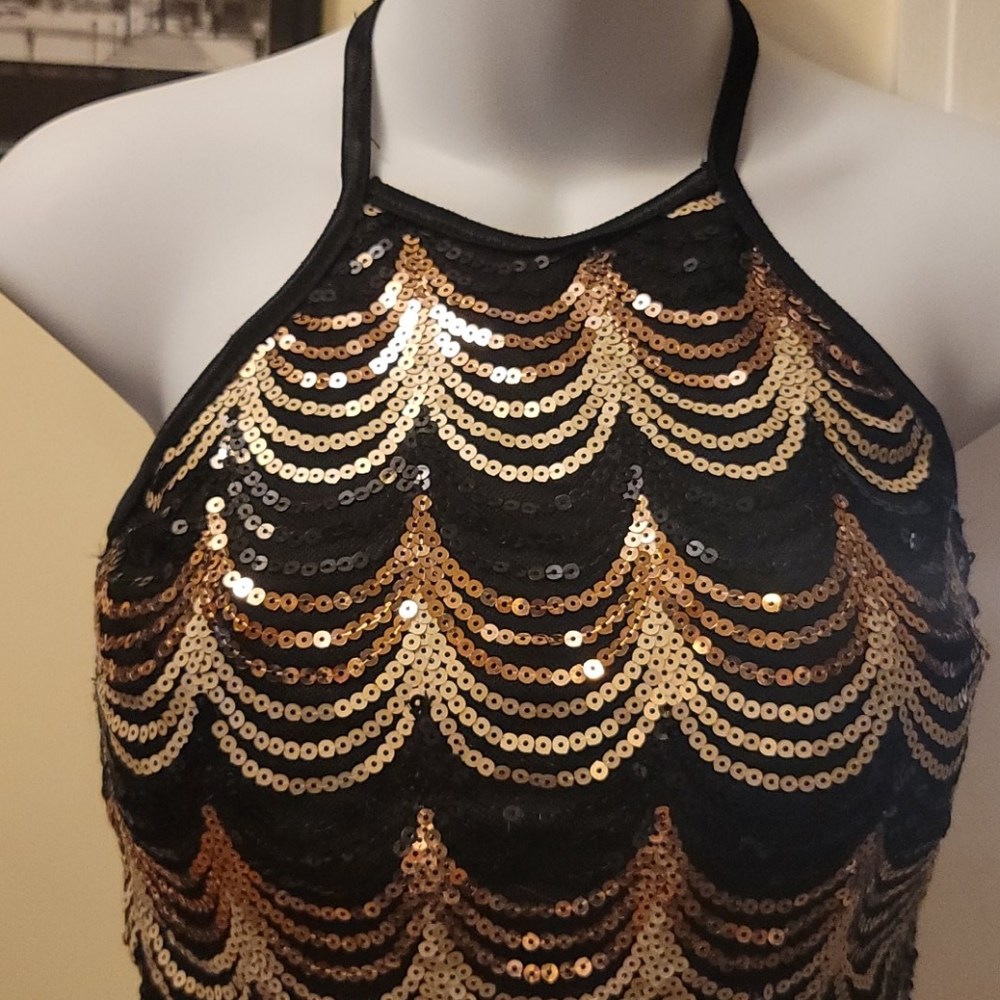 Dress - Picture 2 of 7
